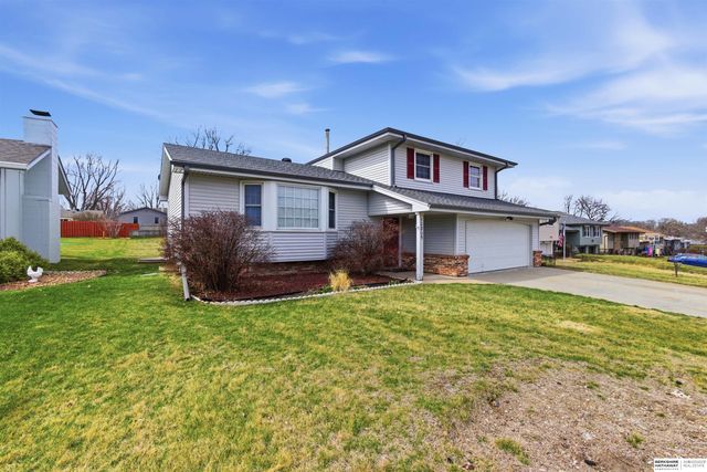 10205 Ohern Street, Omaha, NE 68127