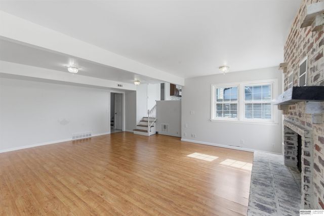 10205 Ohern Street, Omaha, NE 68127