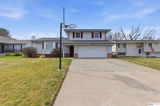 10205 Ohern Street, Omaha, NE 68127