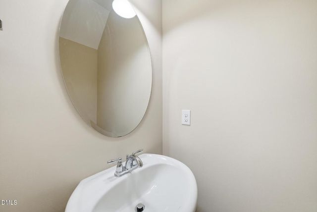 945 Consortium Drive, Raleigh, NC 27603