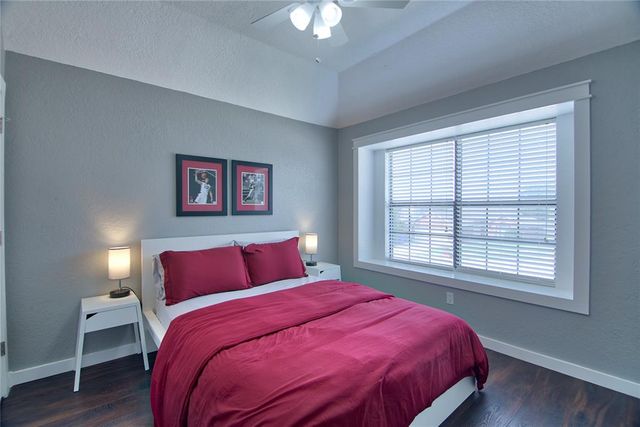 2924 Canyon Oaks Court, Norman, OK 73071