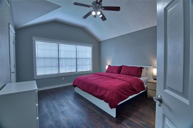 2924 Canyon Oaks Court, Norman, OK 73071