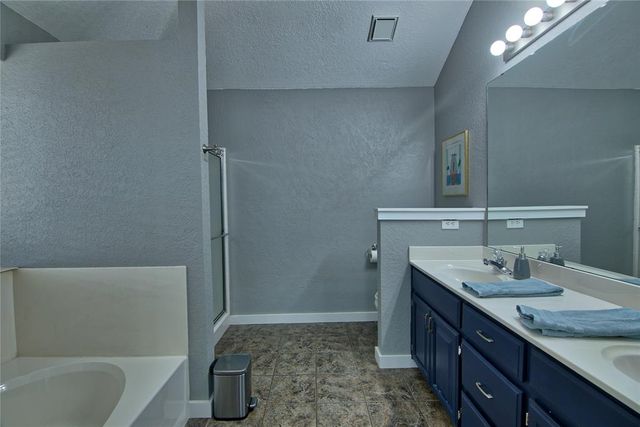 2924 Canyon Oaks Court, Norman, OK 73071