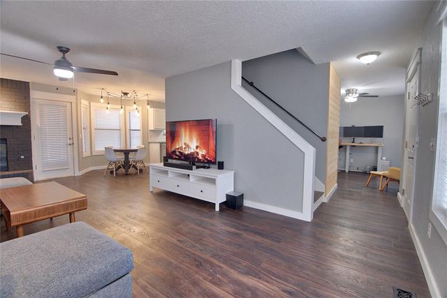 2924 Canyon Oaks Court, Norman, OK 73071