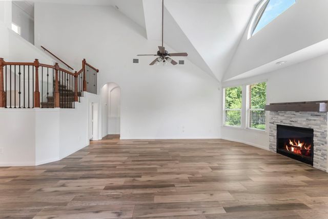 2 Granite Path Place, Spring, TX 77389