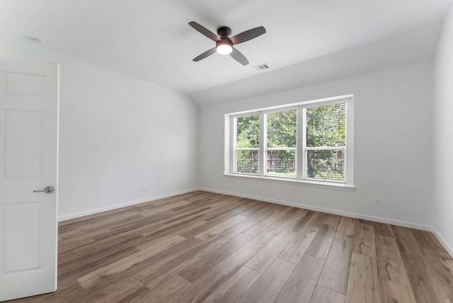 2 Granite Path Place, Spring, TX 77389