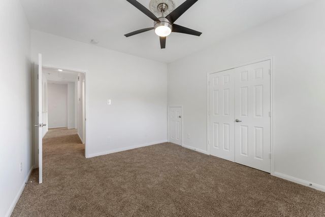 2 Granite Path Place, Spring, TX 77389