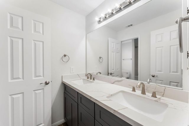 2 Granite Path Place, Spring, TX 77389