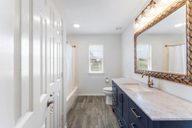 2 Granite Path Place, Spring, TX 77389