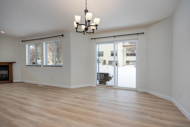 4433 Memorial Circle, Windsor, WI 53598