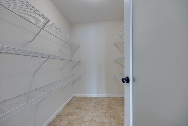 4433 Memorial Circle, Windsor, WI 53598