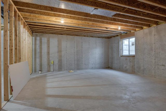 4433 Memorial Circle, Windsor, WI 53598