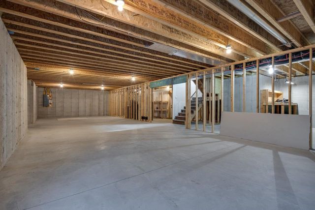 4433 Memorial Circle, Windsor, WI 53598