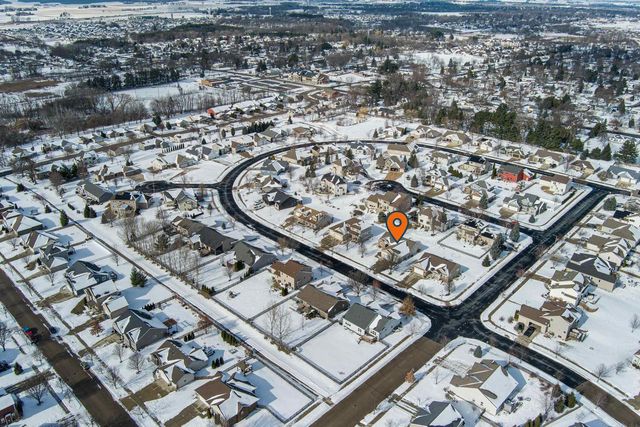 4433 Memorial Circle, Windsor, WI 53598