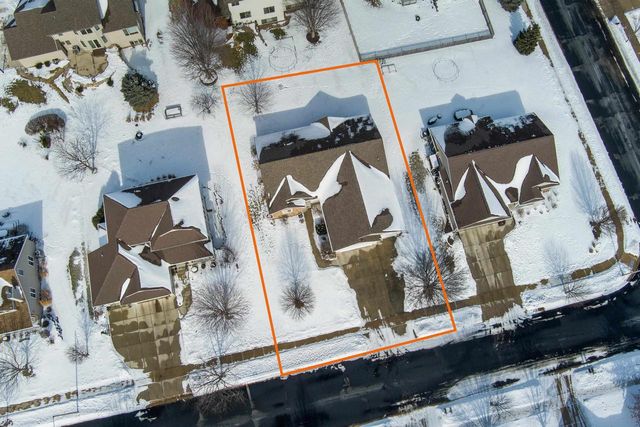 4433 Memorial Circle, Windsor, WI 53598