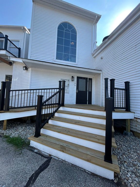 196 Water St Ste 18, Exeter, NH 03833