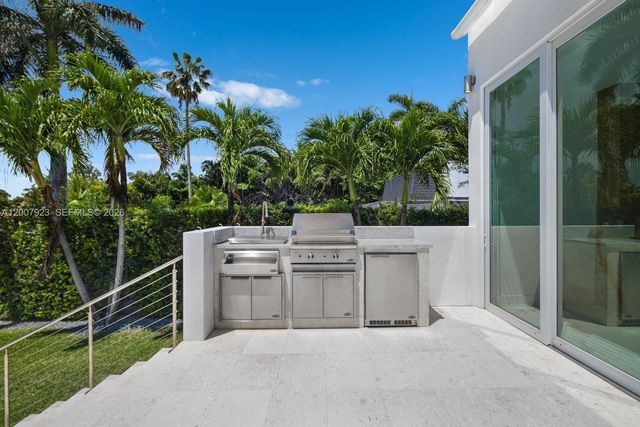1090 NE 84th Street, Miami, FL 33138