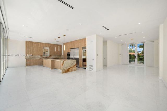 1090 NE 84th Street, Miami, FL 33138