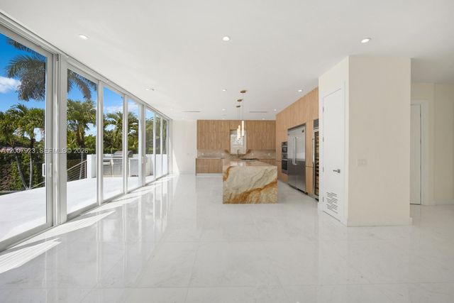 1090 NE 84th Street, Miami, FL 33138