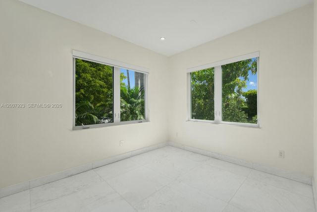 1090 NE 84th Street, Miami, FL 33138