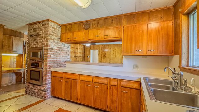 11725 Glenhaven Dr, Baton Rouge, LA 70815