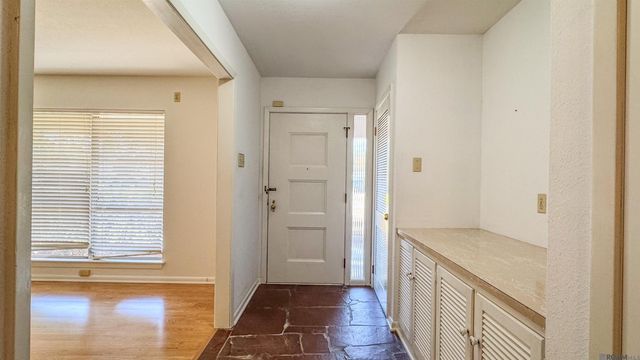 11725 Glenhaven Dr, Baton Rouge, LA 70815