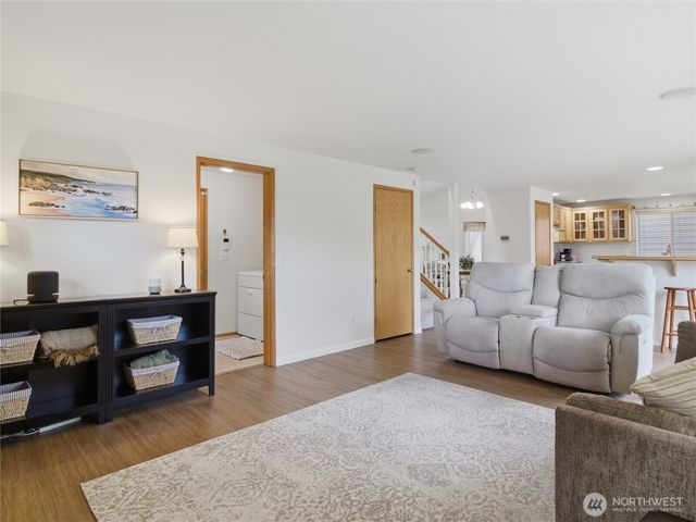 36222 22nd Place S, Federal Way, WA 98003