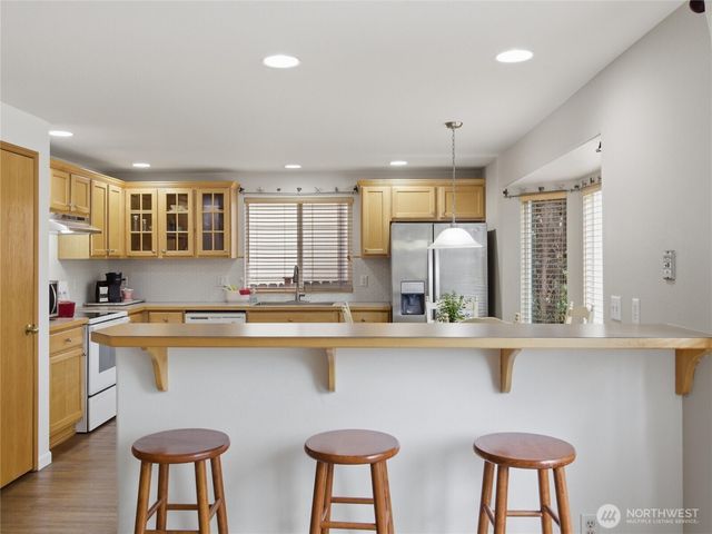 36222 22nd Place S, Federal Way, WA 98003