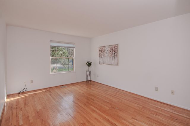 4160 Boulder Pond Drive, Ann Arbor, MI 48108