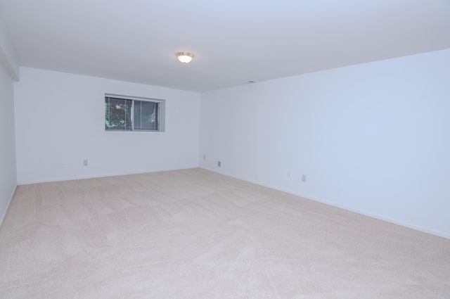 4160 Boulder Pond Drive, Ann Arbor, MI 48108