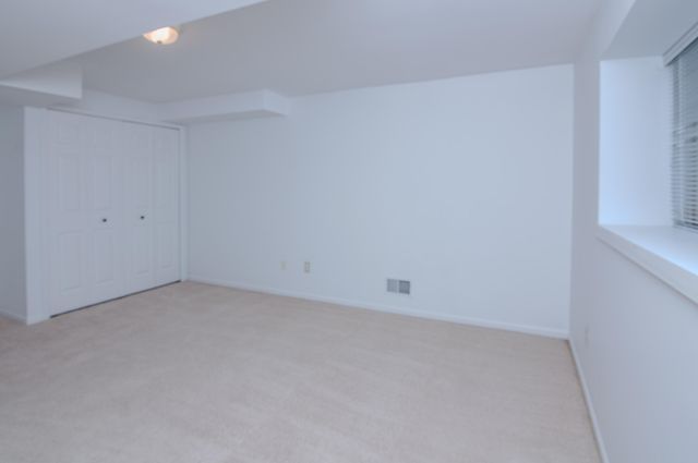 4160 Boulder Pond Drive, Ann Arbor, MI 48108