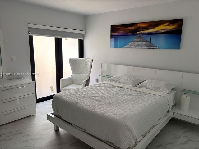 800 NW 133rd Ave, Miami, FL 33182