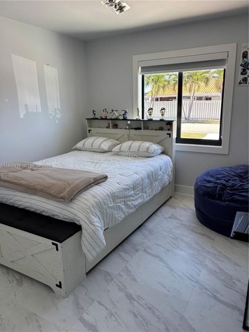 800 NW 133rd Ave, Miami, FL 33182