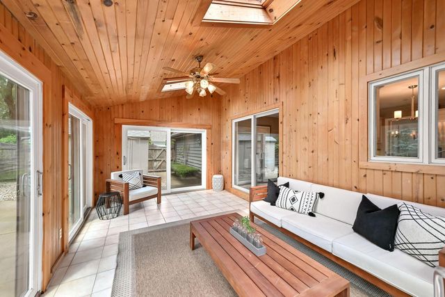 11115 N Wyngate TRACE, Mequon, WI 53092