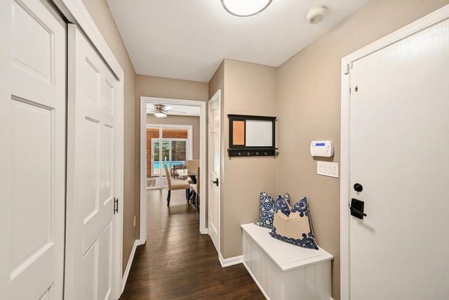 11115 N Wyngate TRACE, Mequon, WI 53092