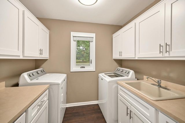 11115 N Wyngate TRACE, Mequon, WI 53092