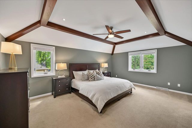 11115 N Wyngate TRACE, Mequon, WI 53092