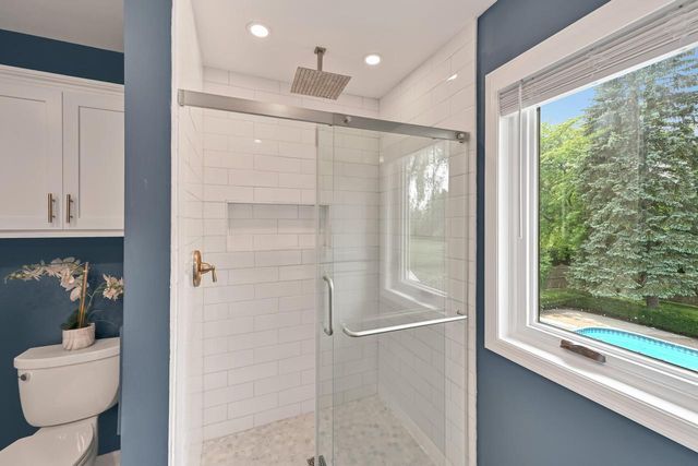 11115 N Wyngate TRACE, Mequon, WI 53092
