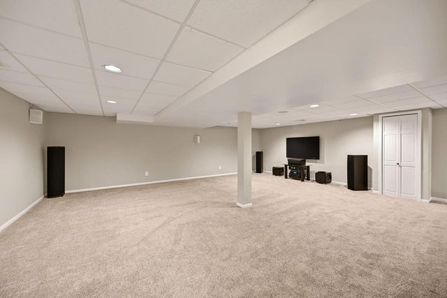 11115 N Wyngate TRACE, Mequon, WI 53092