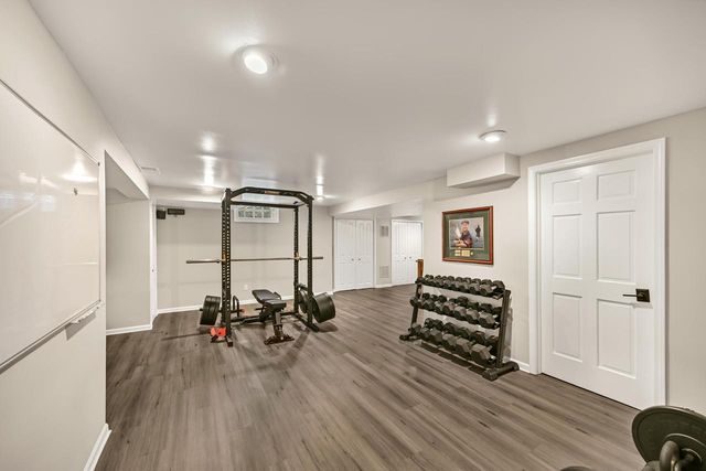11115 N Wyngate TRACE, Mequon, WI 53092