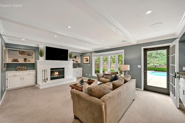 11115 N Wyngate TRACE, Mequon, WI 53092