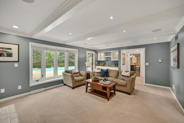 11115 N Wyngate TRACE, Mequon, WI 53092