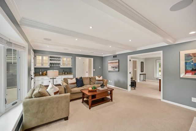 11115 N Wyngate TRACE, Mequon, WI 53092