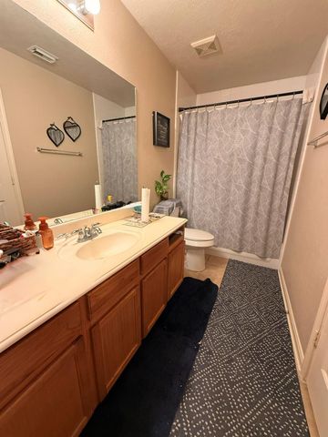 4015 Bealey Lane, Houston, TX 77047