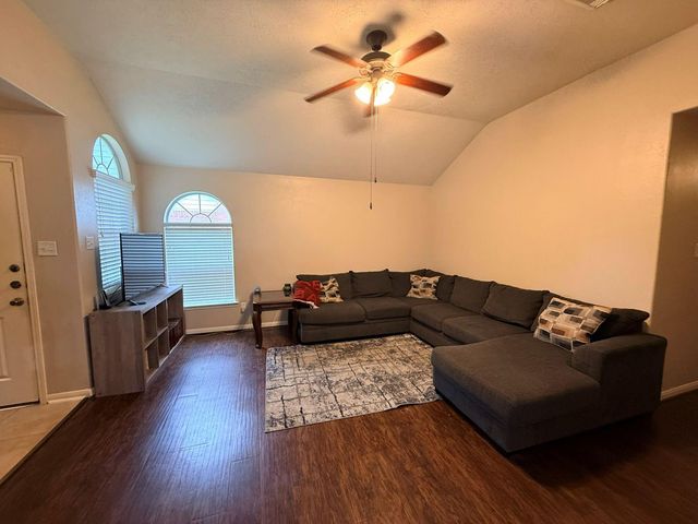 4015 Bealey Lane, Houston, TX 77047