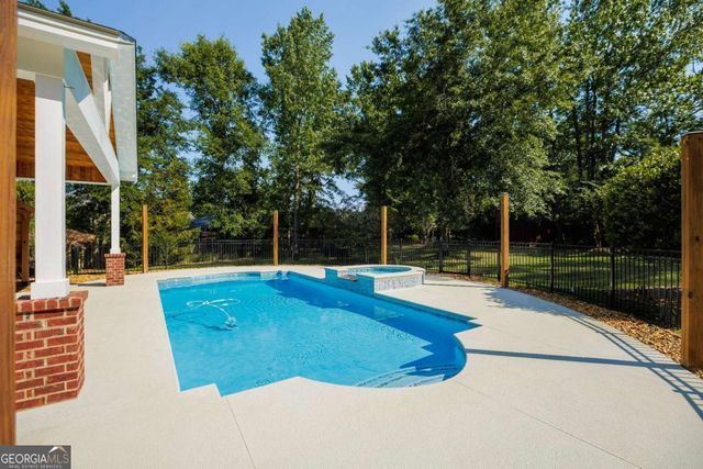 4305 Fouracre Place, Valdosta, GA 31601