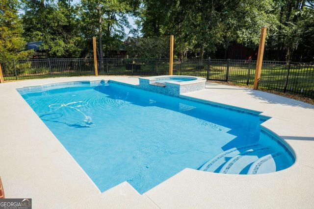 4305 Fouracre Place, Valdosta, GA 31601