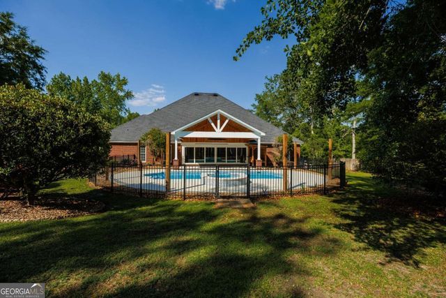 4305 Fouracre Place, Valdosta, GA 31601