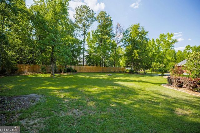 4305 Fouracre Place, Valdosta, GA 31601