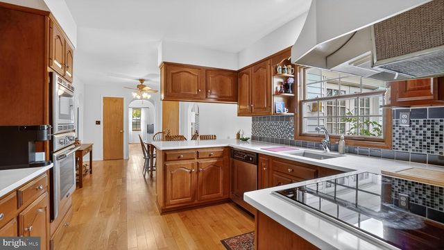 2810 SPINDLE LN, Bowie, MD 20715